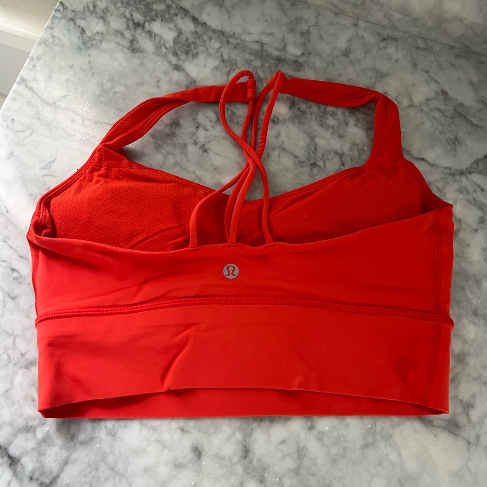 Lululemon sports bra size 8